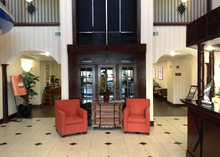 Comfort Inn & Suites Ftjackson Maingate