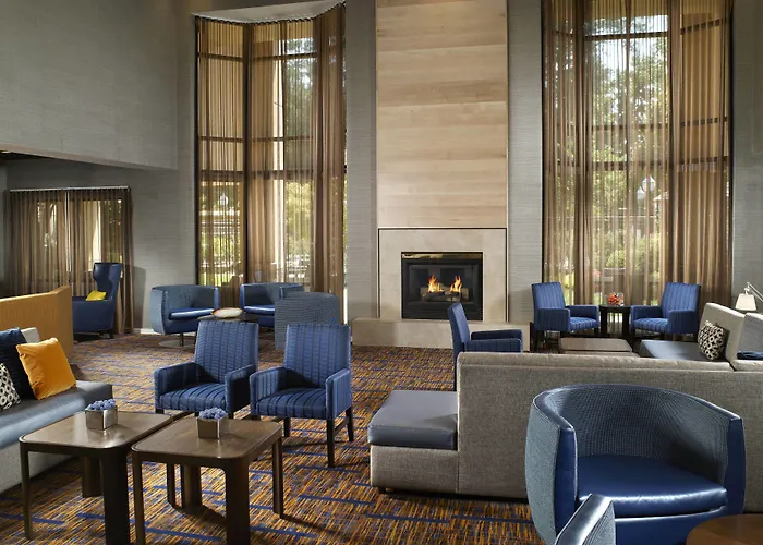 Courtyard By Marriott Atlanta Alpharetta