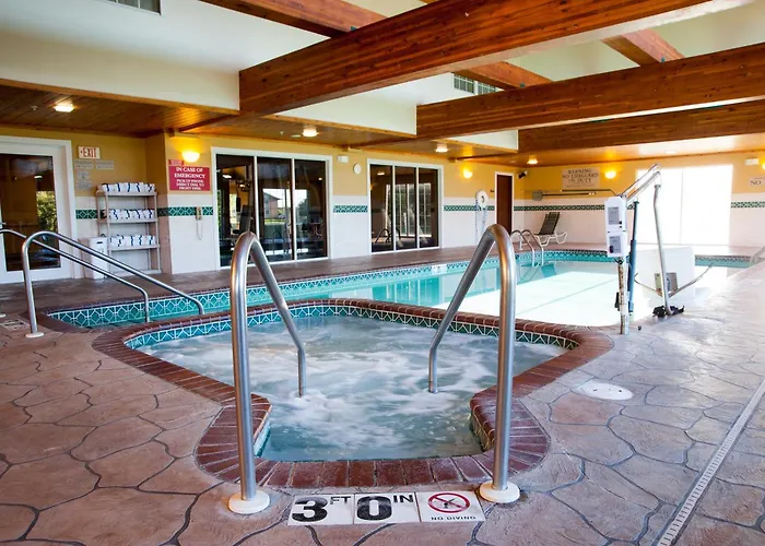 Country Inn & Suites By Radisson, Milwaukee Airport, Wi