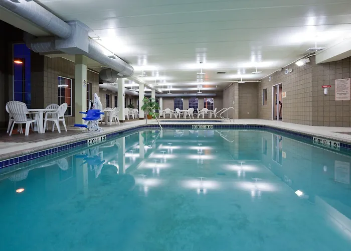 Holiday Inn Express And Suites St. Cloud By Ihg