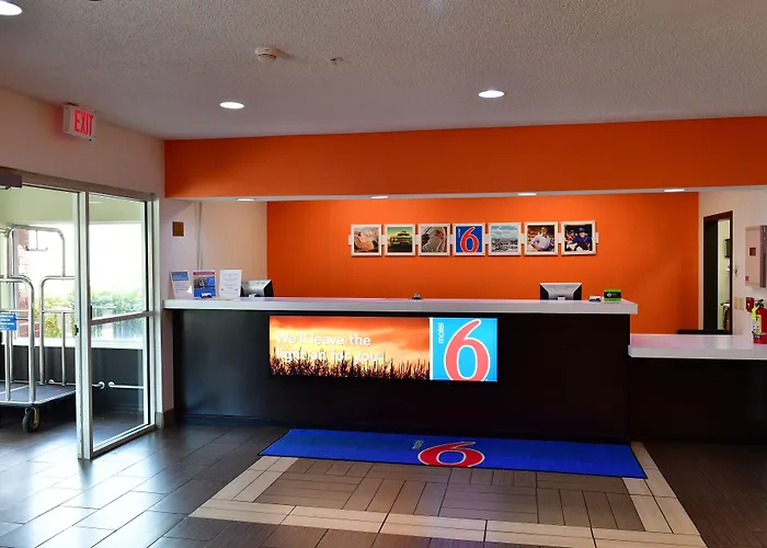 Motel 6-Lincoln, Ne