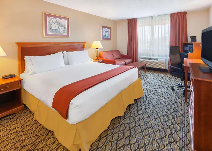 Baymont By Wyndham Chelsea