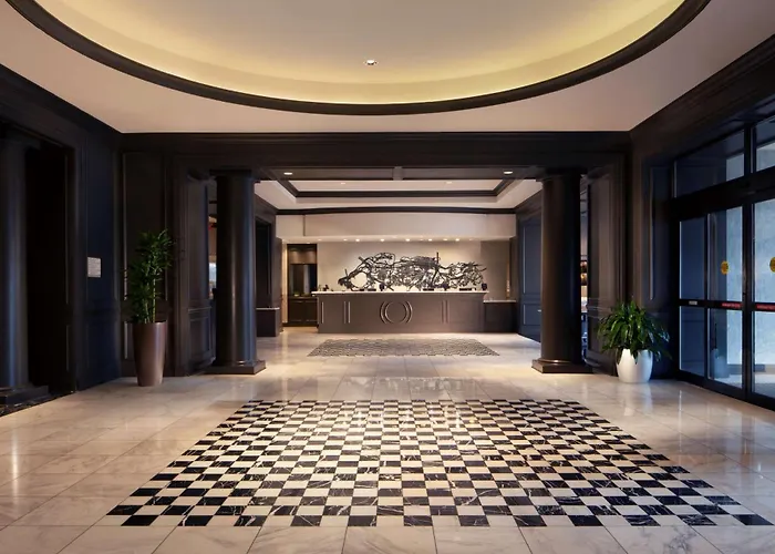 Hilton Alexandria Old Town