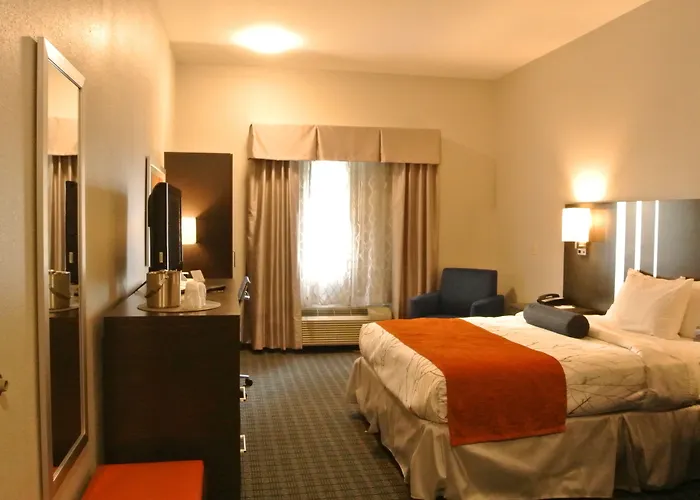 Guesthouse Inn & Suites Lexington
