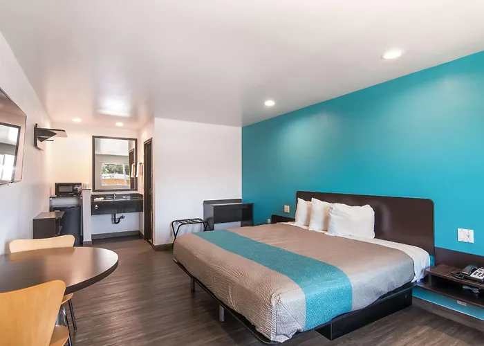 Motel 6-South El Monte, Ca - Los Angeles