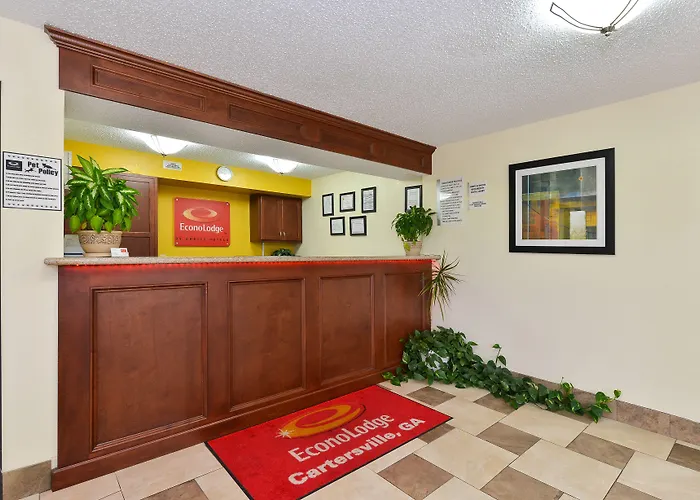 Econo Lodge Cartersville-Emerson Lake Point