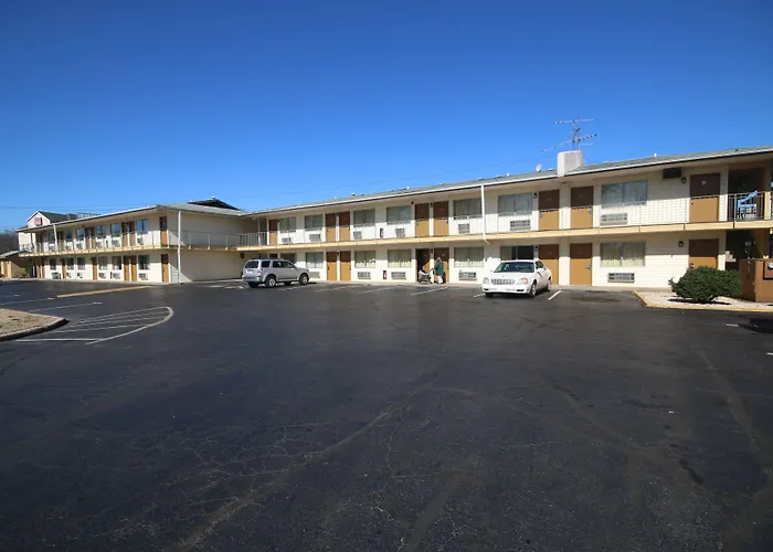 Royal Inn And Suites Charlotte Airport