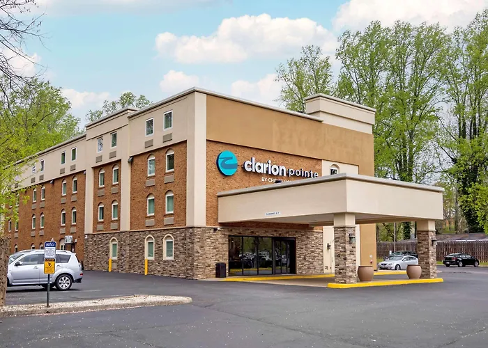 Clarion Pointe Charlottesville