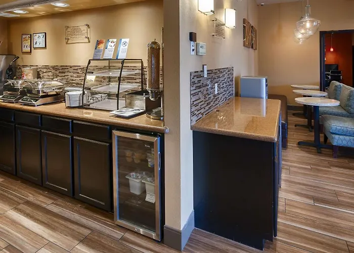 Best Western Plus Edinburg Inn & Suites