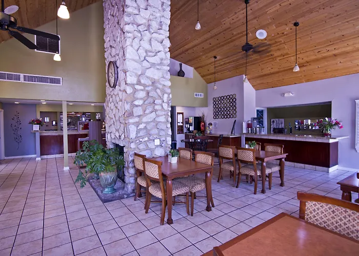 Chase Suite El Paso