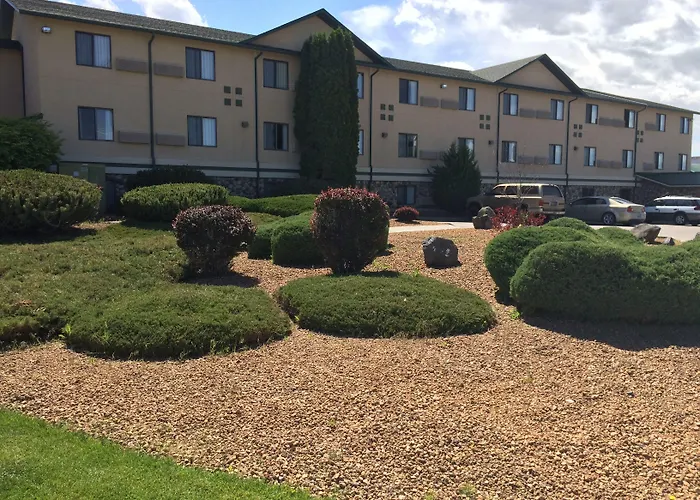 Super 8 By Wyndham Idaho Falls