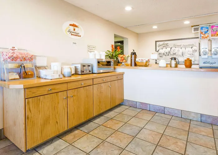 Super 8 By Wyndham Grand Junction Colorado