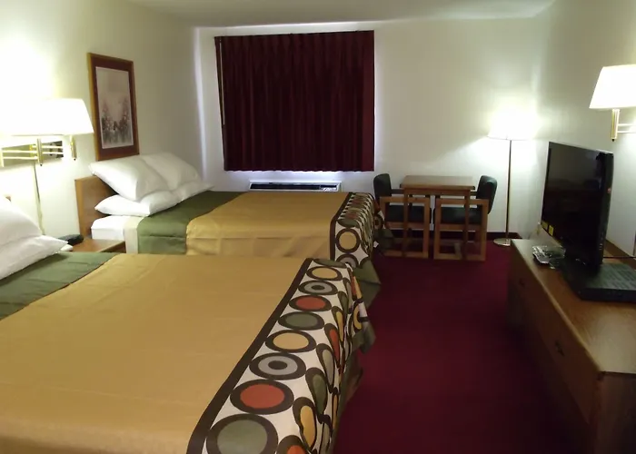 Americas Best Value Inn & Suites Harrisonville