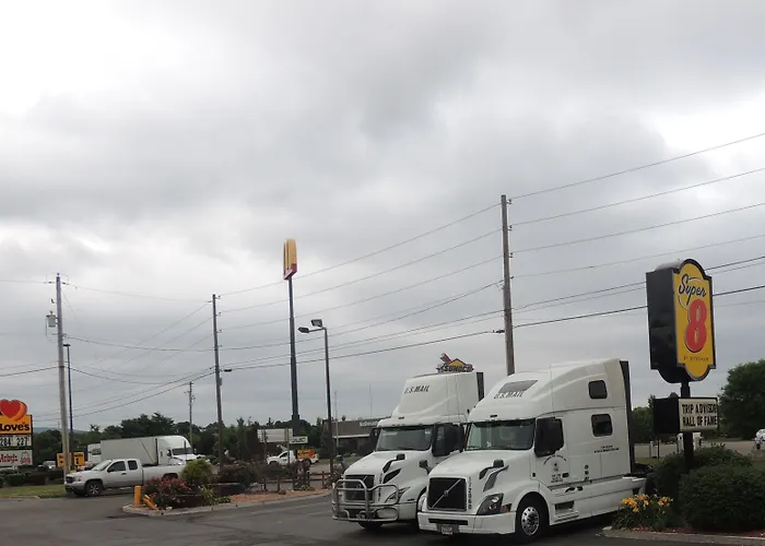 Super 8 By Wyndham Mifflinville Near Bloomsburg