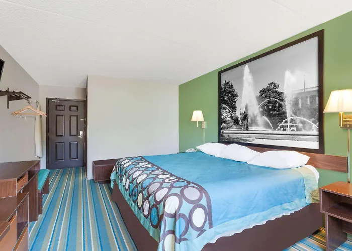 Super 8 By Wyndham Harrisburg Hershey West