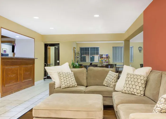 Baymont Inn & Suites By Wyndham Huber Heights Dayton Northeast
