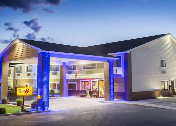 Super 8 By Wyndham Baker City