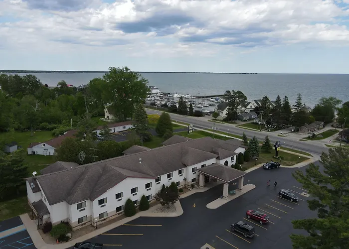 Bay Inn