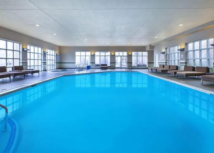 Hampton Inn & Suites Providence-Warwick Airport