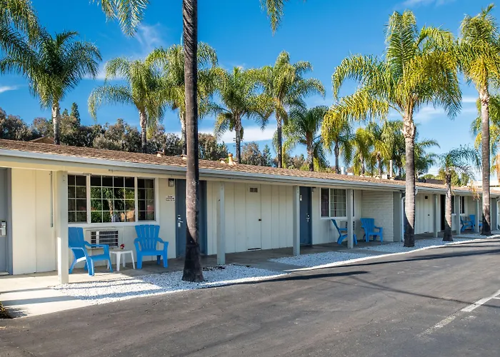 Fallbrook Country Inn