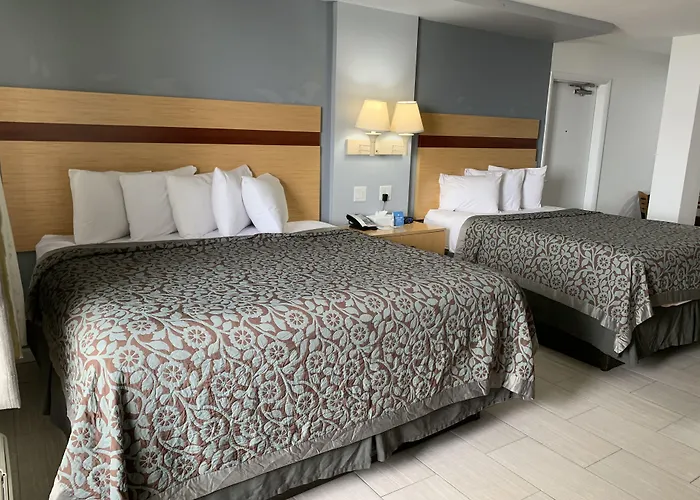 Arya Blu Inn And Suites