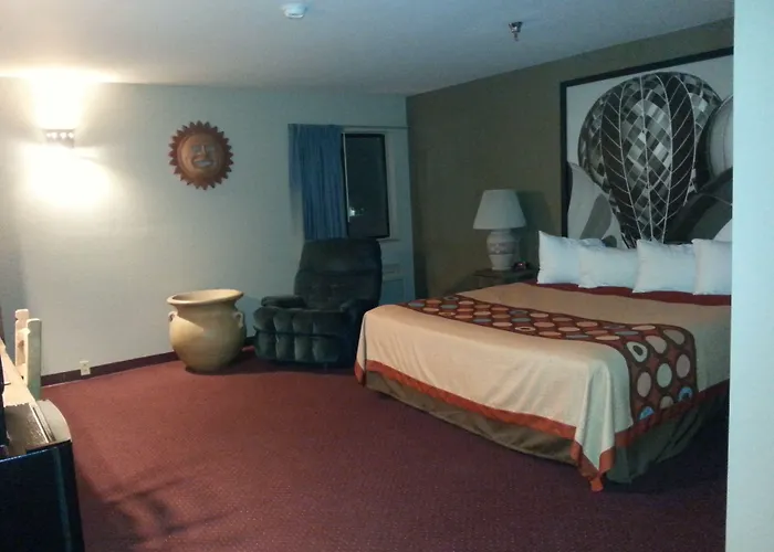 Super 8 By Wyndham Taos