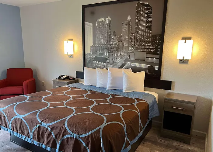 Super 8 By Wyndham Clemmons - Bermuda Run - Winston-Salem I-40