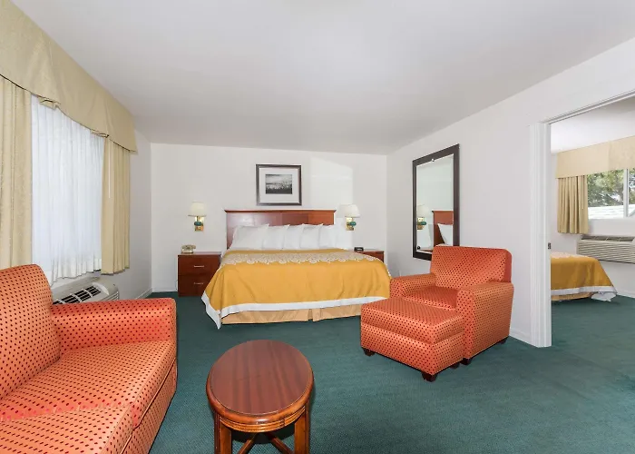 Days Inn By Wyndham Kimball
