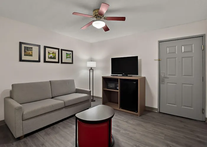 Comfort Inn & Suites Santee I-95