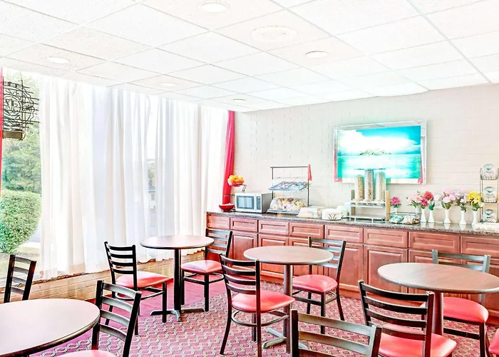 Ramada By Wyndham Rockaway