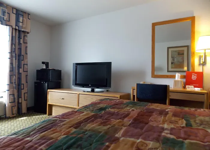 Norwood Inn And Suites - Minneapolis-St Paul Roseville