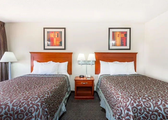 Days Inn By Wyndham Charlottesville/University Area