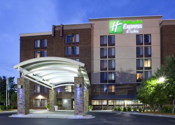 Holiday Inn Express & Suites Bloomington West By Ihg