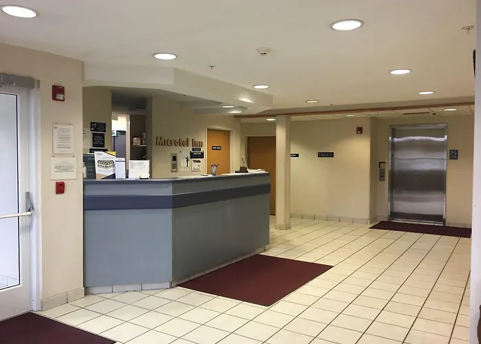 Microtel Inn By Wyndham Champaign