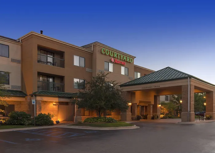 Courtyard By Marriott Traverse City