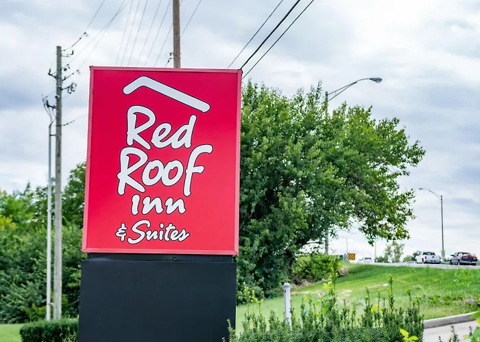 Red Roof Inn & Suites Indianapolis Airport