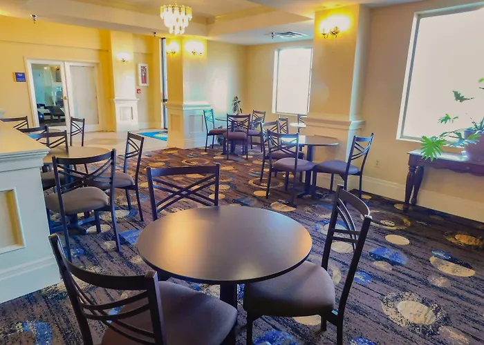 Days Inn & Suites By Wyndham Pocahontas