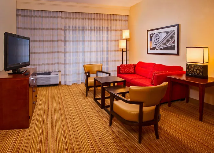 Courtyard By Marriott Dulles Town Center