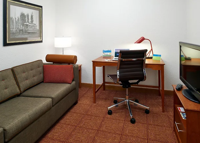 Towneplace Suites By Marriott Minneapolis Downtown/North Loop