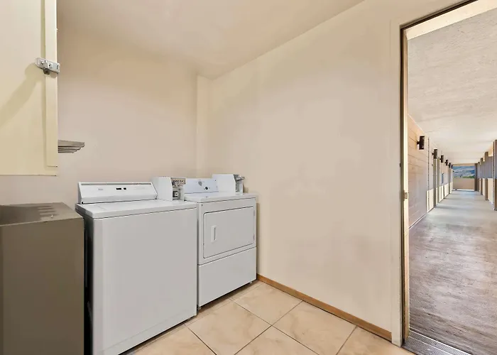 Best Western Topaz Lake Inn