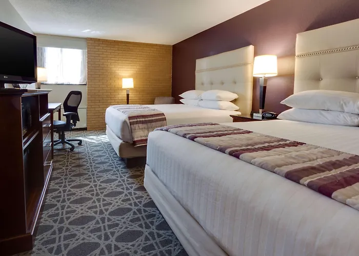 Drury Inn & Suites Overland Park