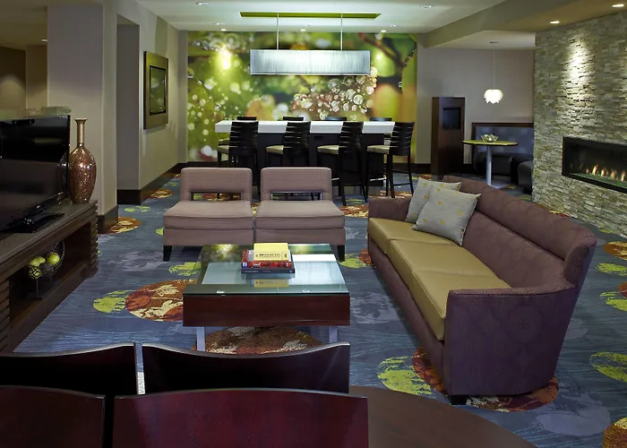 Courtyard By Marriott Buffalo Amherst/University