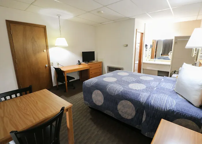 Bear Lodge Motel