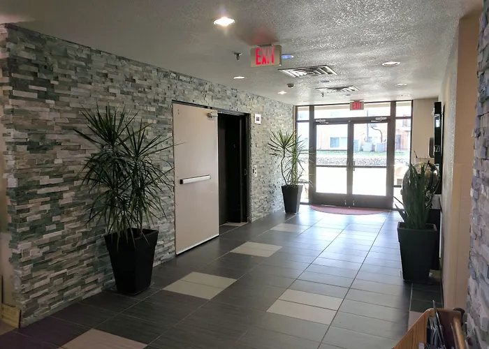 Surestay Plus Hotel By Best Western Coralville Iowa City