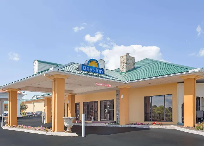 Days Inn By Wyndham Lenoir City