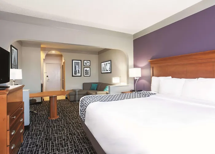 La Quinta Inn & Suites By Wyndham Jackson Airport - Pearl