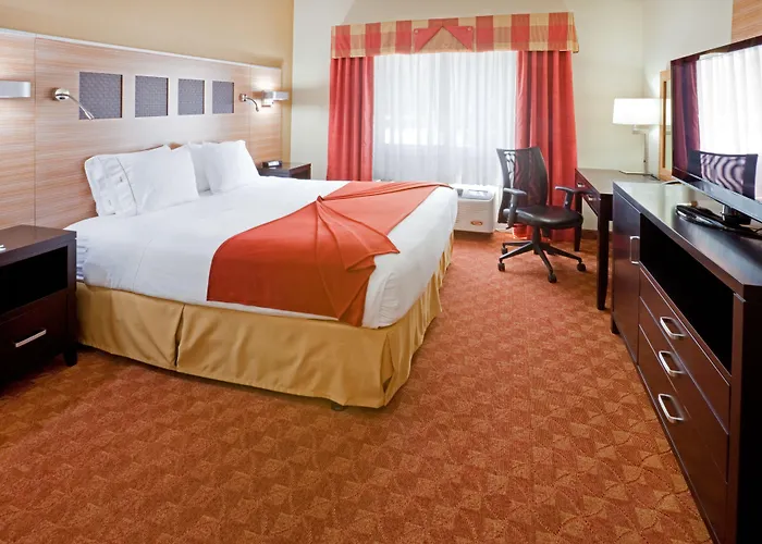 Holiday Inn Express & Suites Plano West - Frisco By Ihg