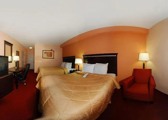 Comfort Inn & Suites Lincoln I-20