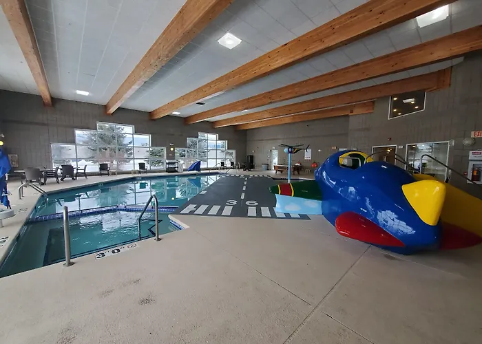 Cobblestone Suites - Oshkosh