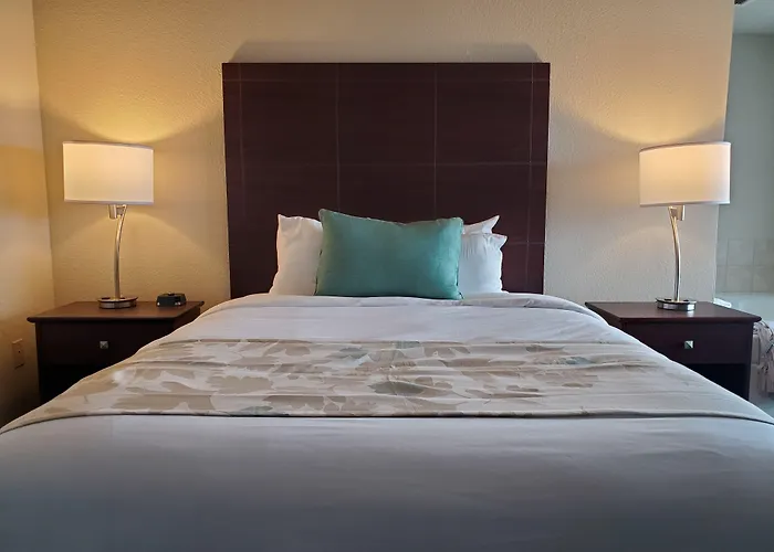 Cobblestone Suites - Oshkosh